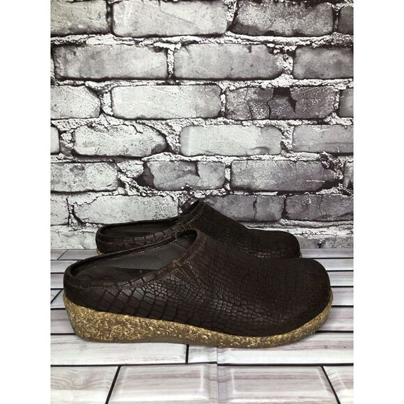 Elite By Walking Cradles Brown Leather Croc Comfort SlipOn Cork Clogs Women Sz 8 - Picture 4 of 16